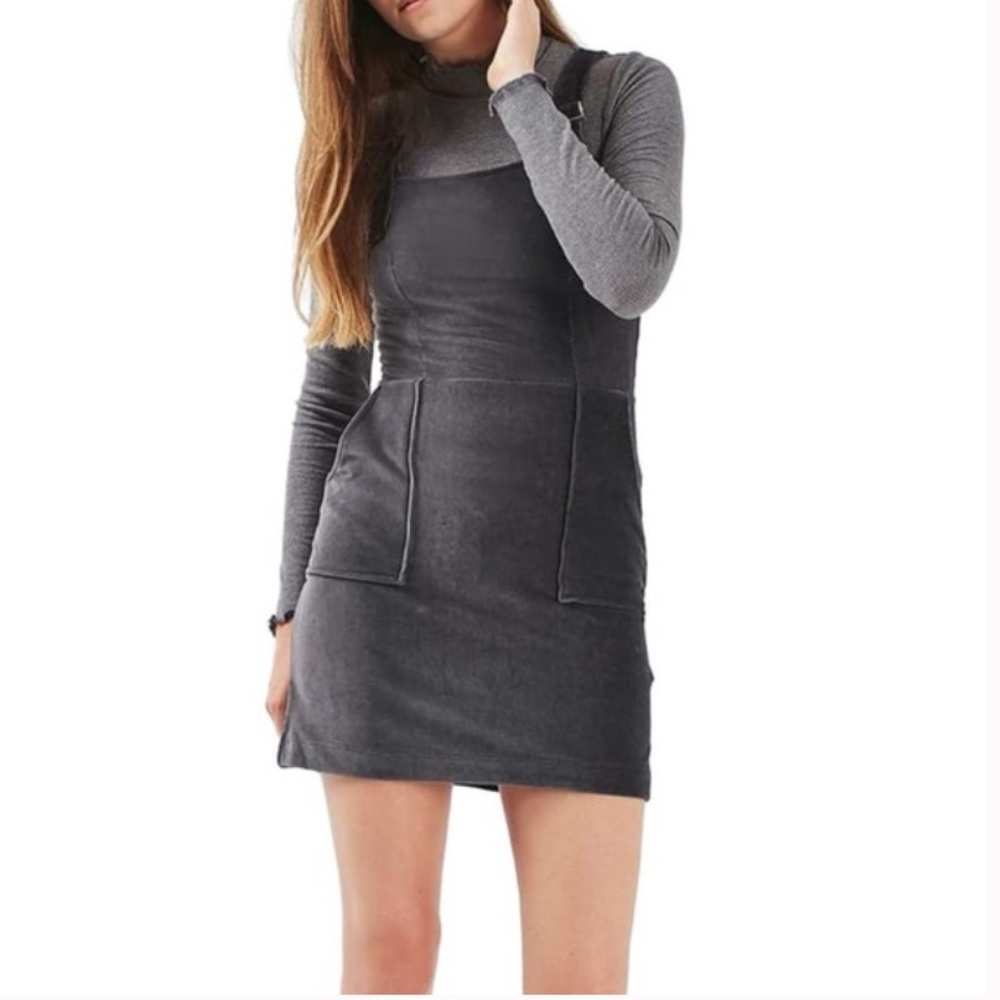 Topshop corduroy velvet pinafore/overall dress!